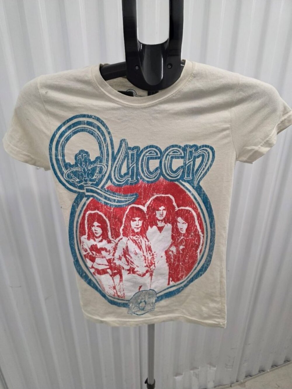 Queen T-Shirt Women's Cream S Small 100% Cotton Band Graphic Tee Top